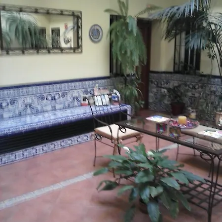 Pensión Doña Trinidad 3*